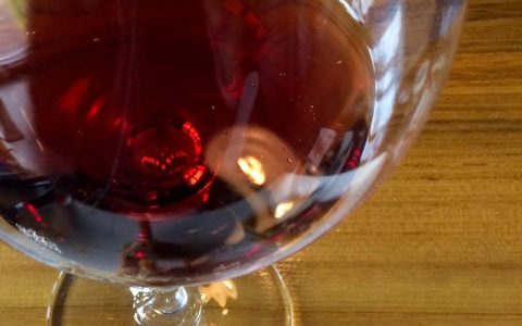 Winerabble reviews Bells Up’s 2014 Titan Pinot noir
